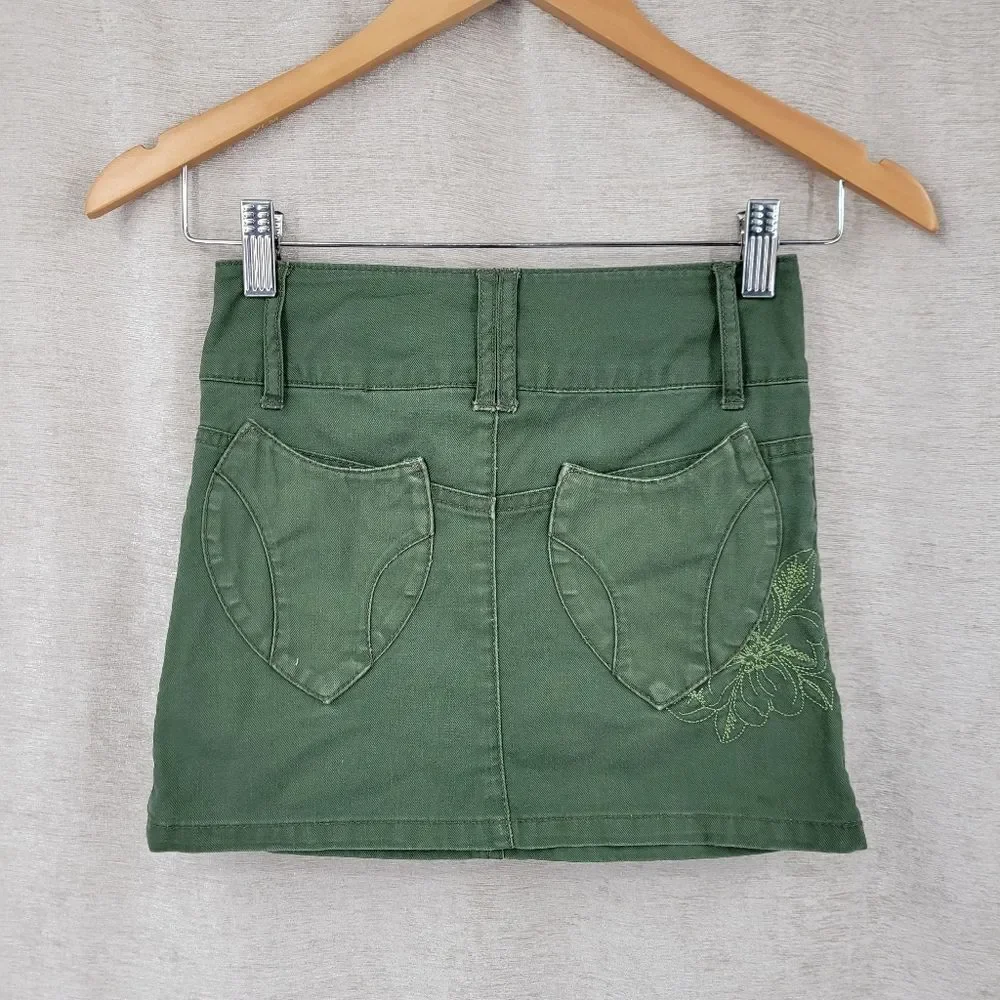 Mary Kate and Ashley Y2K Boho Green Embroidered Girls Skirt
